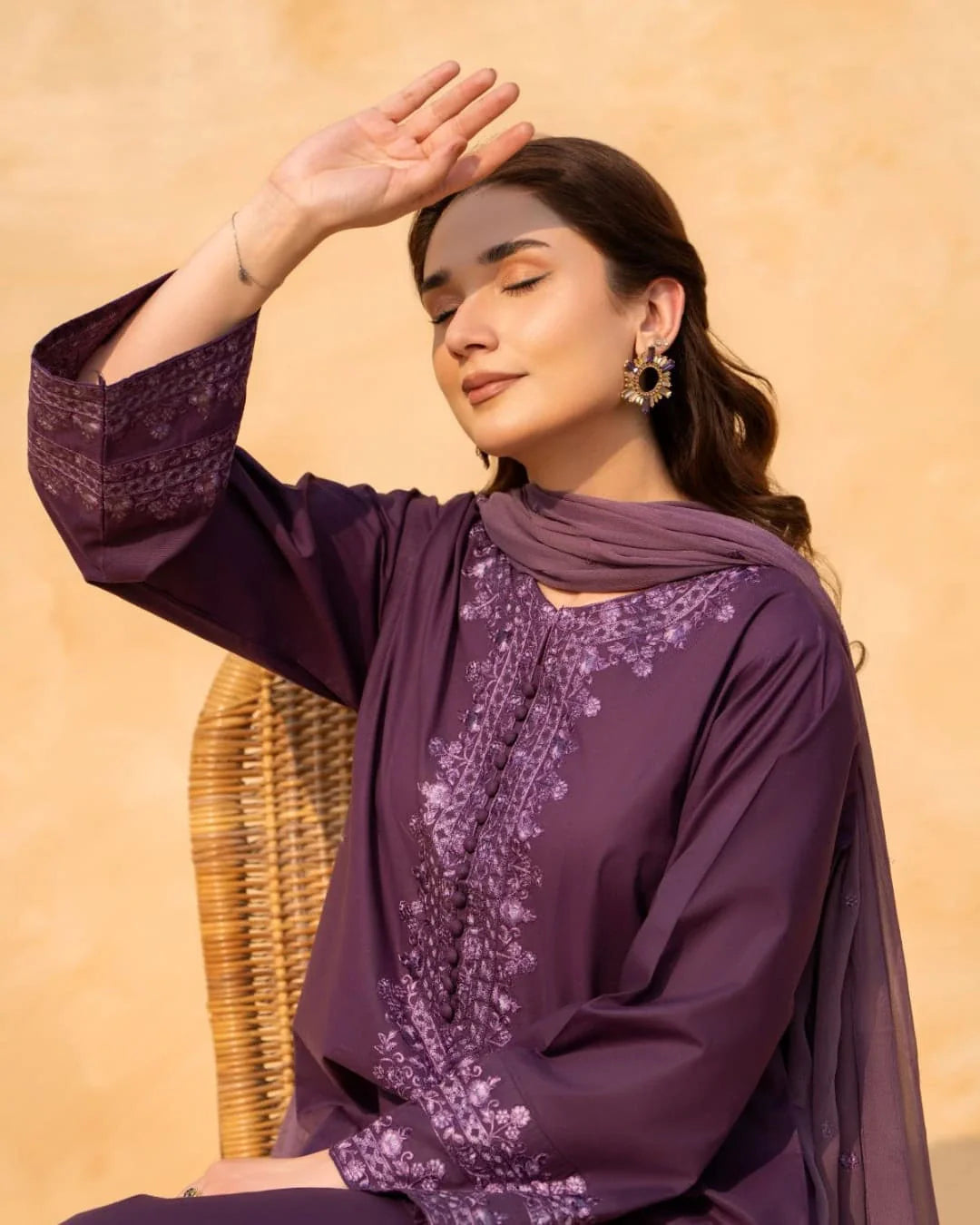 Meer Embroidery – 3 Piece Suit