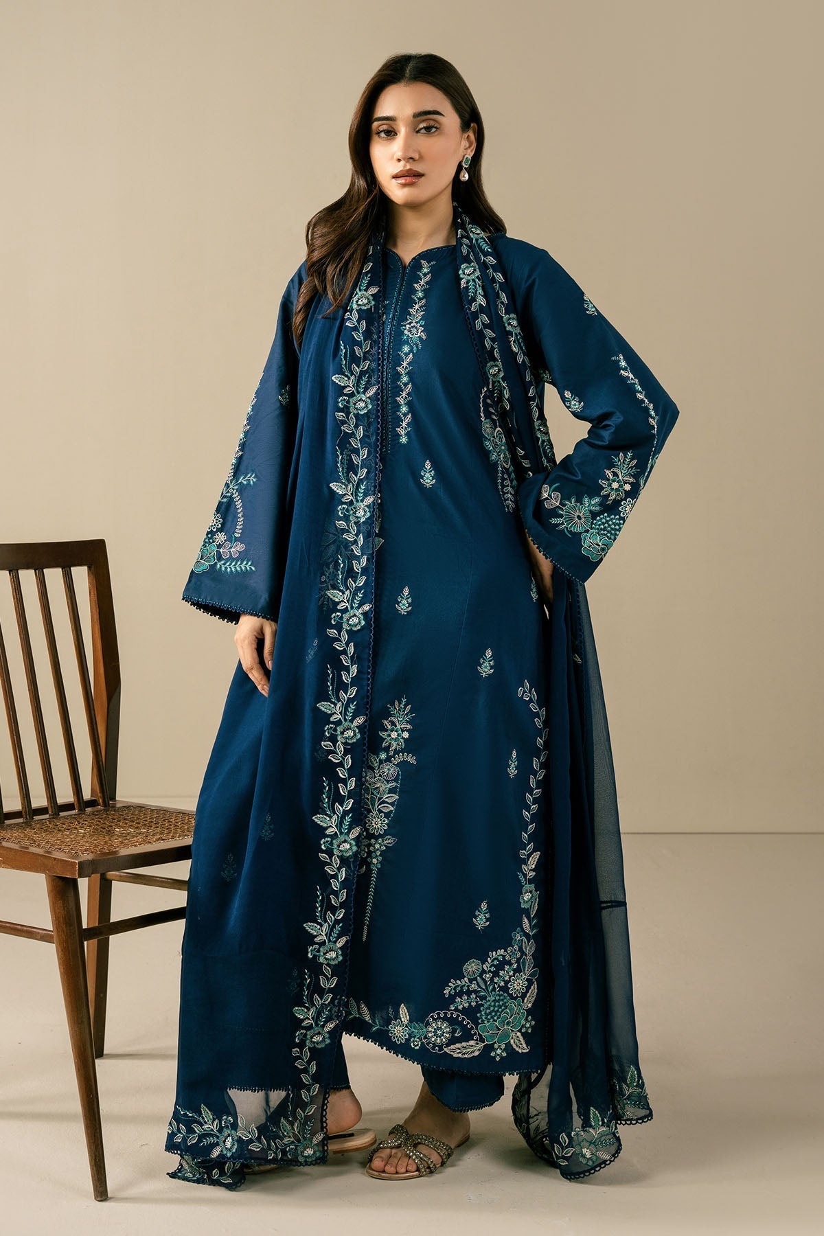 Noor e Naz Luxury 3 Piece